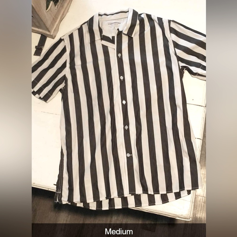 Banana Republic button up top